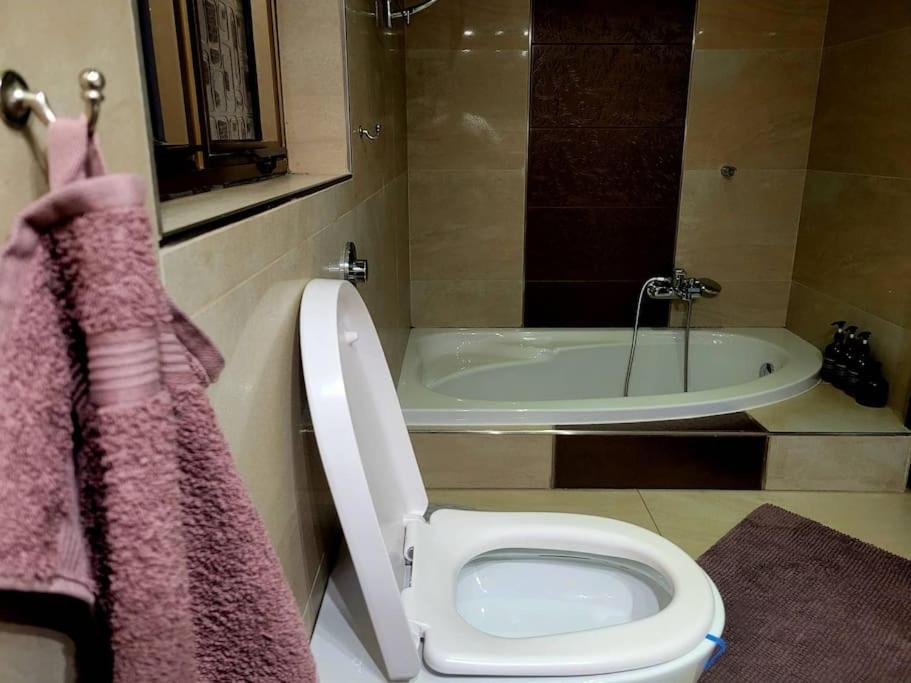 1 Bedroom Apartment With Living Room And Terrace San Gwann Exterior photo